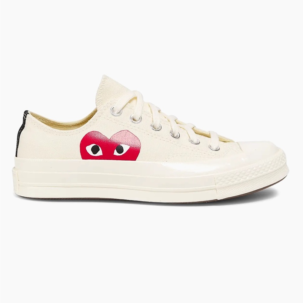 Comme de Garçon PLAY x Converse Unisex Chuck Taylor Lace Up Sneakers